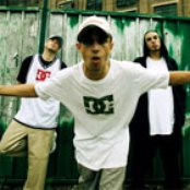 Bliss N Eso - List pictures