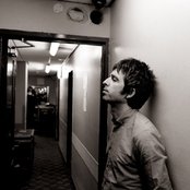 Noel Gallagher's High Flying Birds - List pictures