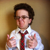 Keenan Cahill - List pictures
