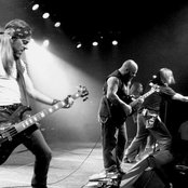 Down - List pictures