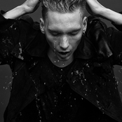 Thomas Azier - List pictures