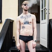 Lars Vaular - List pictures