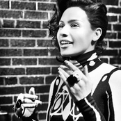 Kid Sister - List pictures