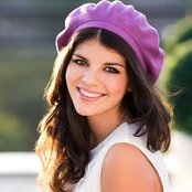 Nikki Yanofsky - List pictures