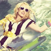 Mozella - List pictures