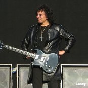 Iommi - List pictures