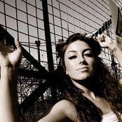 Neon Hitch - List pictures