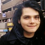 Gerard Way - List pictures