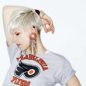 Robyn - List pictures