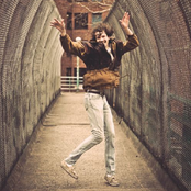 Darwin Deez - List pictures