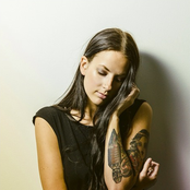 Ronya - List pictures