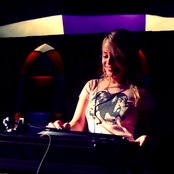 Annie - List pictures