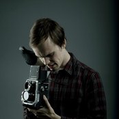 Peter Broderick - List pictures