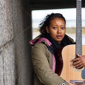 Mirel Wagner - List pictures