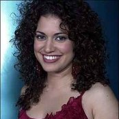 Elena Gadel - List pictures