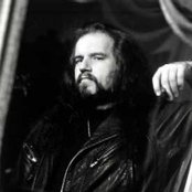 Wayne - List pictures