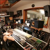 Mellowdrone - List pictures