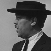 Lester Young - List pictures