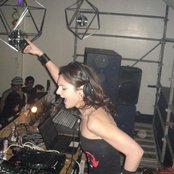 Massive - List pictures