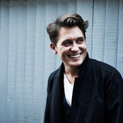 Mark Owen - List pictures