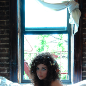 Rosi Golan - List pictures