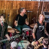 Walking Papers - List pictures