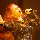 Milva - List pictures