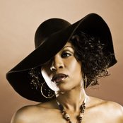 Divine Brown - List pictures