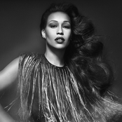 Rebecca Ferguson - List pictures