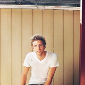 Andrew Belle - List pictures