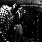 Foxing - List pictures