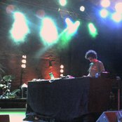 Four Tet - List pictures