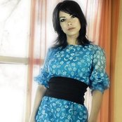 Emm Gryner - List pictures