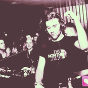 Philip George - List pictures