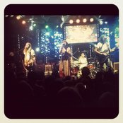 Grouplove - List pictures