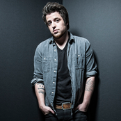 Lee Dewyze - List pictures