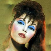 Pat Benatar - List pictures
