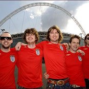 Embrace - List pictures