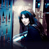 Emilie Simon - List pictures