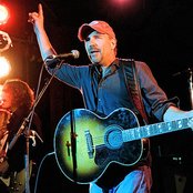 Kevin Costner & Modern West - List pictures