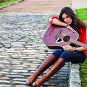 Rose Falcon - List pictures