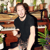 Emile Haynie - List pictures