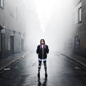 Alina Devecerski - List pictures