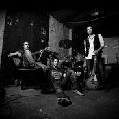 Black Kiss Superstar - List pictures