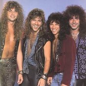 Winger - List pictures