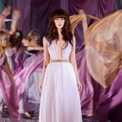 Queen Of Hearts - List pictures