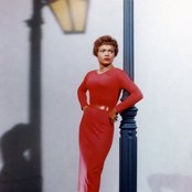 Eartha Kitt - List pictures