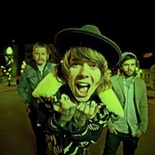 Never Shout Never - List pictures