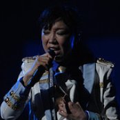 Yumi Arai - List pictures