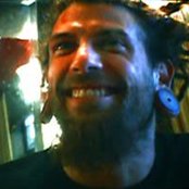 Six Feet Under - List pictures